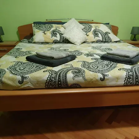 Ivaana Mit Privatparkplatz Apartment